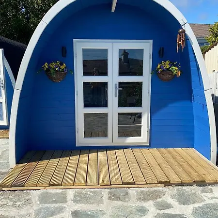 A House And A Half On Beara Peninsula Dom wakacyjny Castletownbere