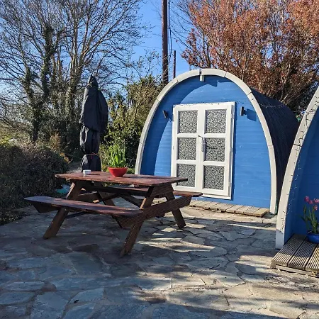 A House And A Half On Beara Peninsula Dom wakacyjny Castletownbere